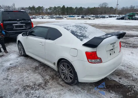 2011 Scion Tc from USA, damaged, VIN JTKJF5C77B3002962